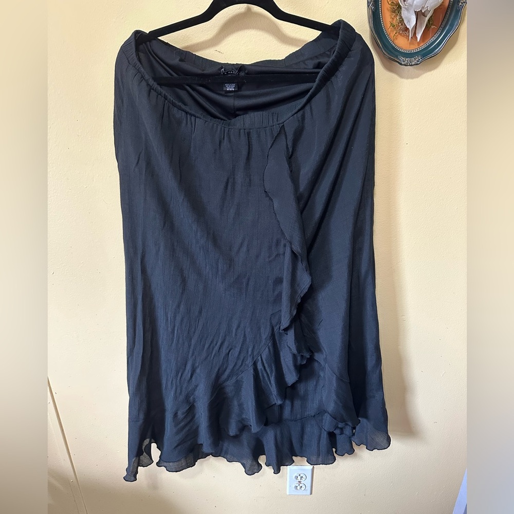 Zac & Rachel Charcoal Ruffle Midi Skirt